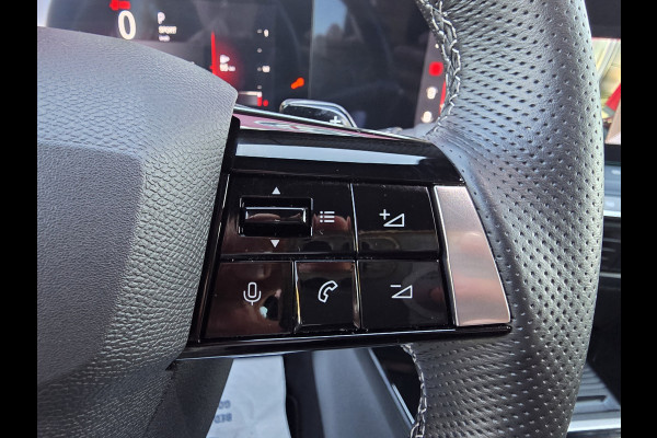 Opel Astra 1.2 Turbo GS | Technologie-pakket | achteruitrij assistent, dodehoekdetectie, draadloze telefoonlader, head-up display, matrix l