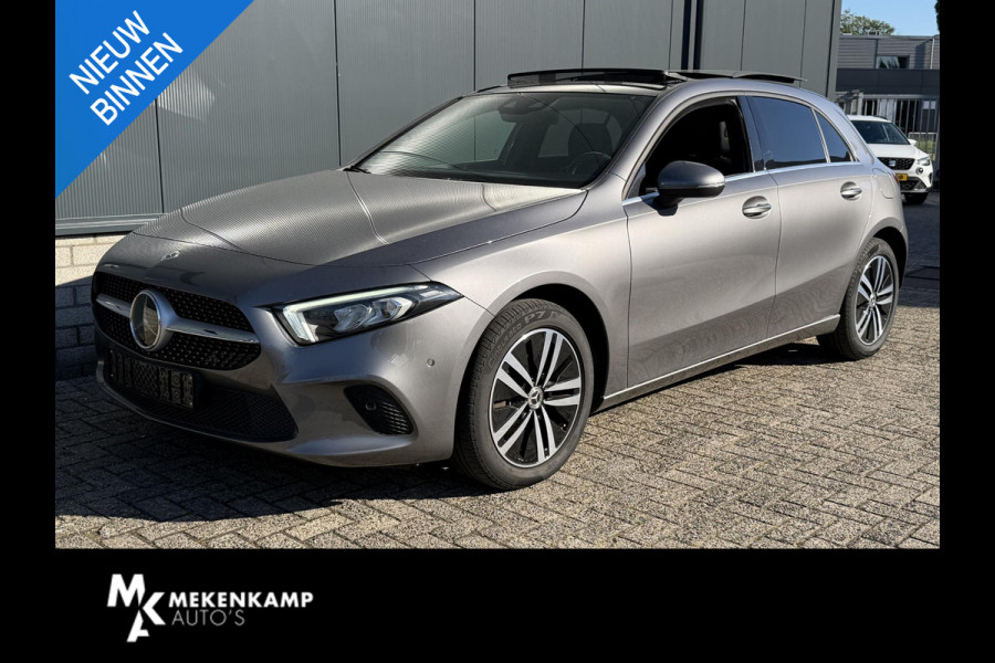 Mercedes-Benz A-Klasse 250 e Business Line 17"/Panoramadak/Adaptieve cruise/Dodehoek/Stoelverwarming/LED/PDC v+a/Apple Carplay & Android Auto