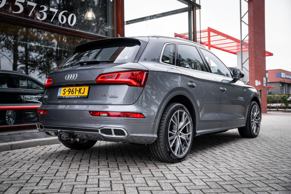 Audi Q5 50 TFSI e Quattro Pro Line | Luchtvering | Matrix LED | Inparkeersysteem | Drive select | Trekhaak | Navigatie | SoH 94% |