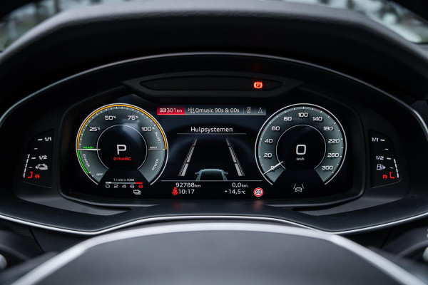Audi A6 Avant 55 TFSI E quattro Competition S-line | Panoramadak | Stuur + stoelverwarming | Memory Seats | Leder | Appconnect |