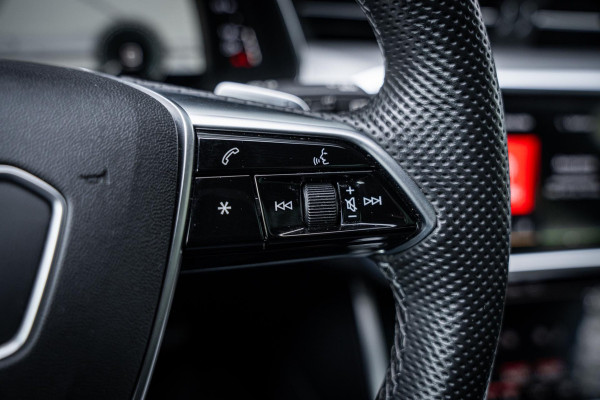 Audi A6 Avant 55 TFSI E quattro Competition S-line | Panoramadak | Stuur + stoelverwarming | Memory Seats | Leder | Appconnect |