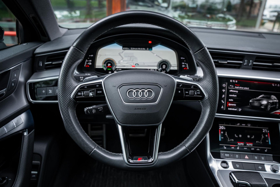 Audi A6 Avant 55 TFSI E quattro Competition S-line | Panoramadak | Stuur + stoelverwarming | Memory Seats | Leder | Appconnect |