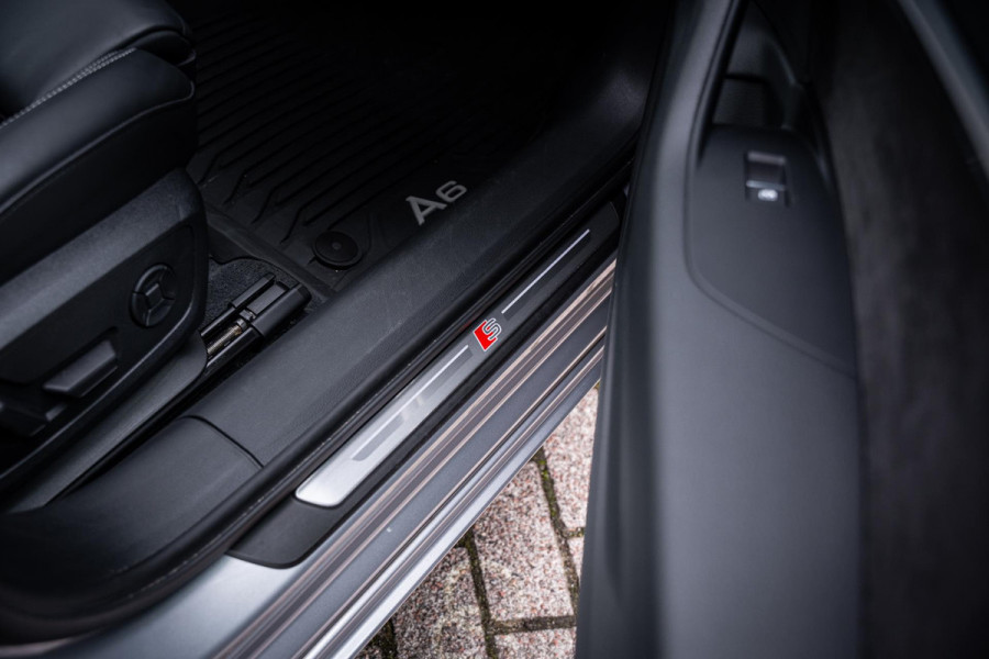 Audi A6 Avant 55 TFSI E quattro Competition S-line | Panoramadak | Stuur + stoelverwarming | Memory Seats | Leder | Appconnect |