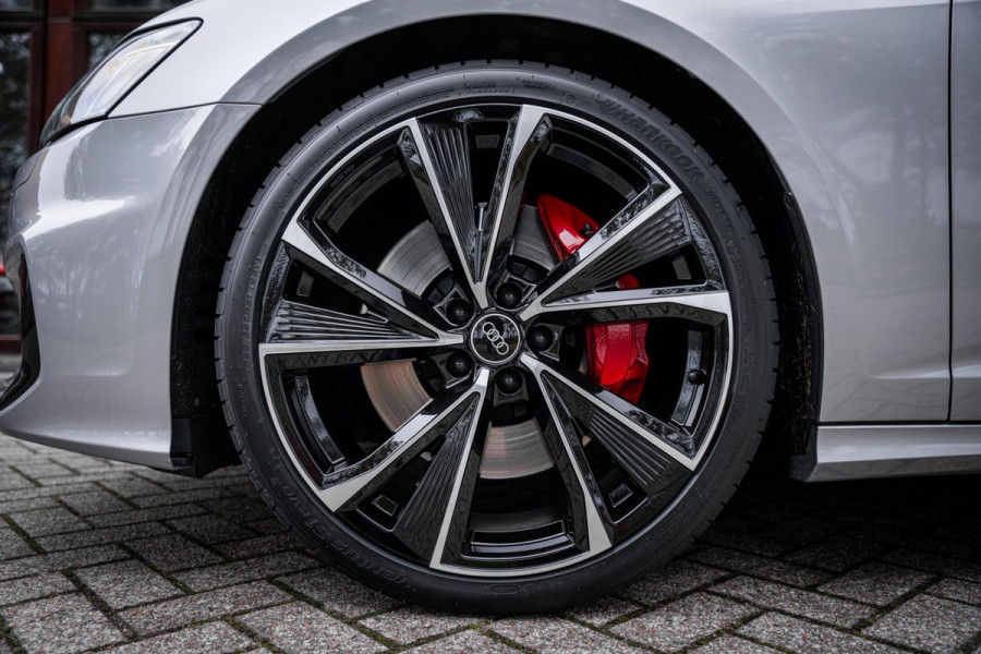 Audi A6 Avant 55 TFSI E quattro Competition S-line | Panoramadak | Stuur + stoelverwarming | Memory Seats | Leder | Appconnect |
