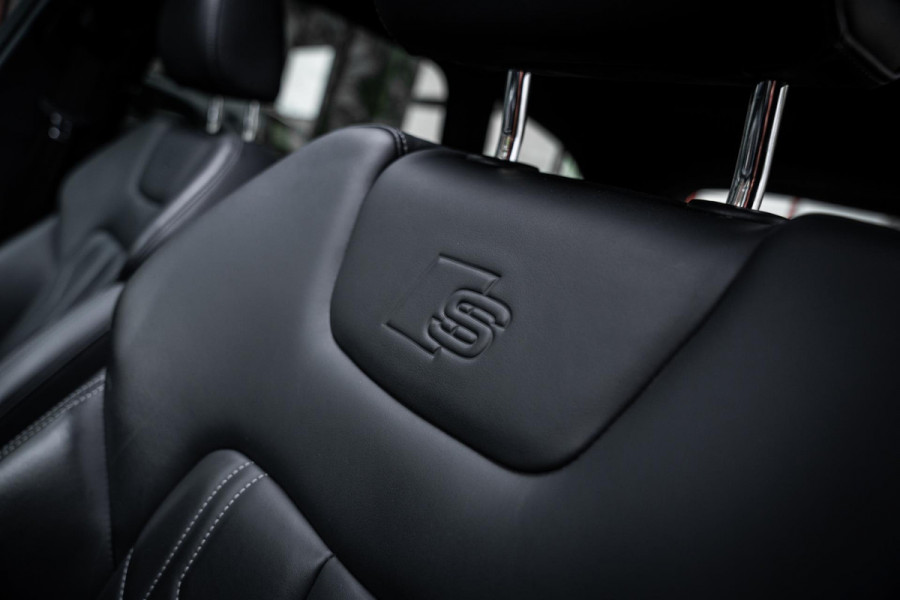 Audi A6 Avant 55 TFSI E quattro Competition S-line | Panoramadak | Stuur + stoelverwarming | Memory Seats | Leder | Appconnect |