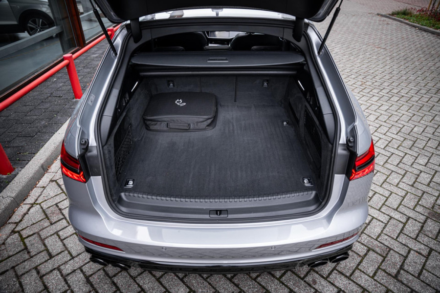 Audi A6 Avant 55 TFSI E quattro Competition S-line | Panoramadak | Stuur + stoelverwarming | Memory Seats | Leder | Appconnect |