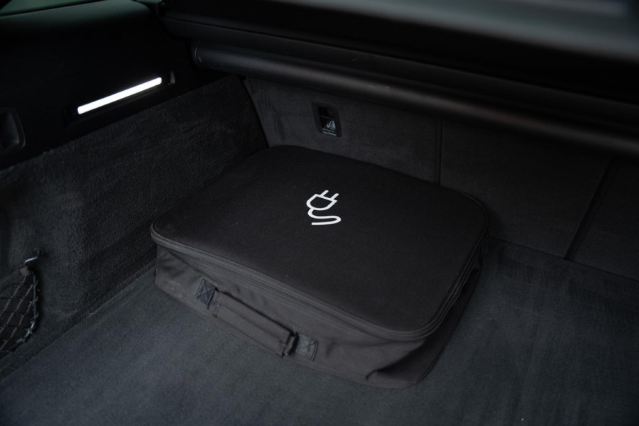 Audi A6 Avant 55 TFSI E quattro Competition S-line | Panoramadak | Stuur + stoelverwarming | Memory Seats | Leder | Appconnect |