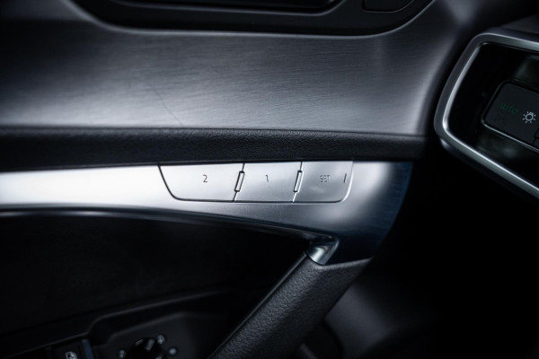 Audi A6 Avant 55 TFSI E quattro Competition S-line | Panoramadak | Stuur + stoelverwarming | Memory Seats | Leder | Appconnect |