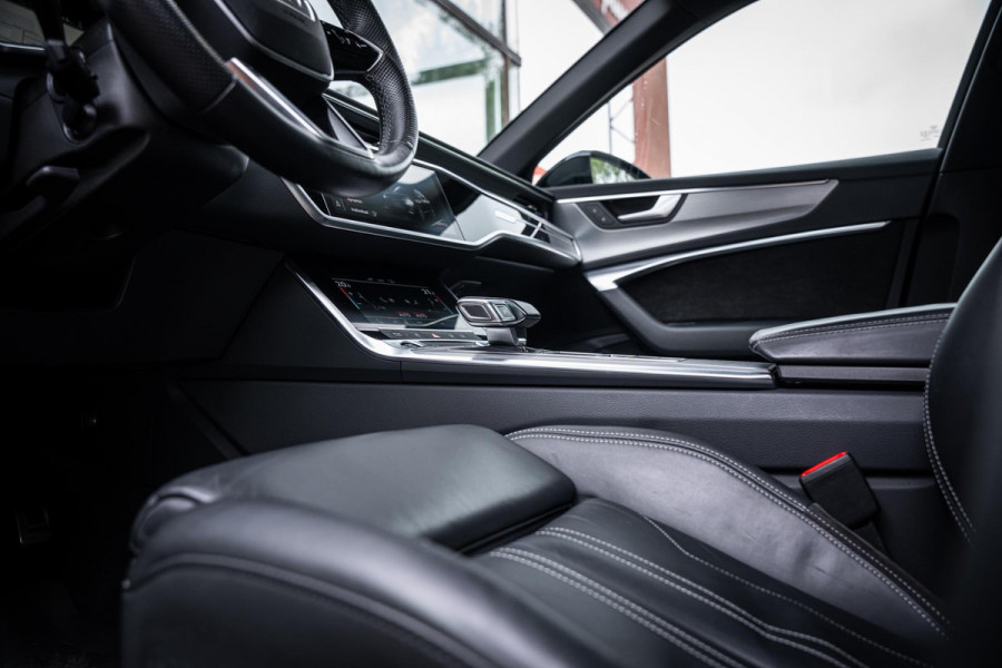 Audi A6 Avant 55 TFSI E quattro Competition S-line | Panoramadak | Stuur + stoelverwarming | Memory Seats | Leder | Appconnect |