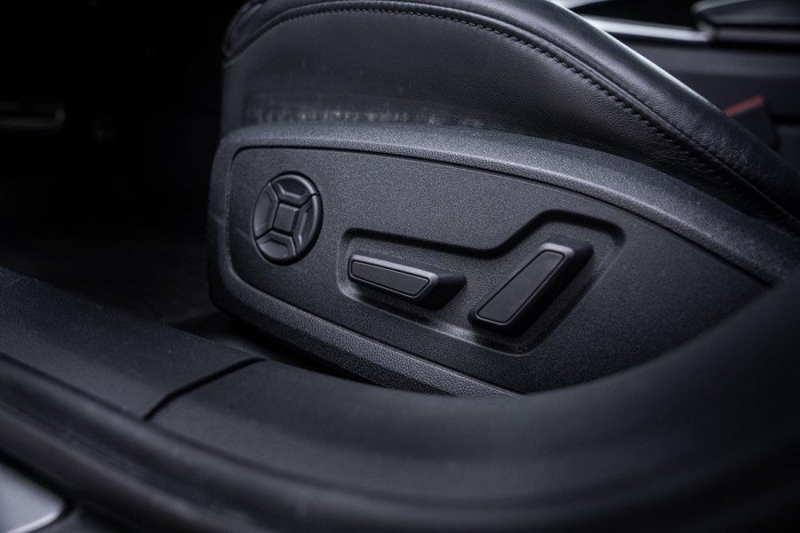 Audi A6 Avant 55 TFSI E quattro Competition S-line | Panoramadak | Stuur + stoelverwarming | Memory Seats | Leder | Appconnect |