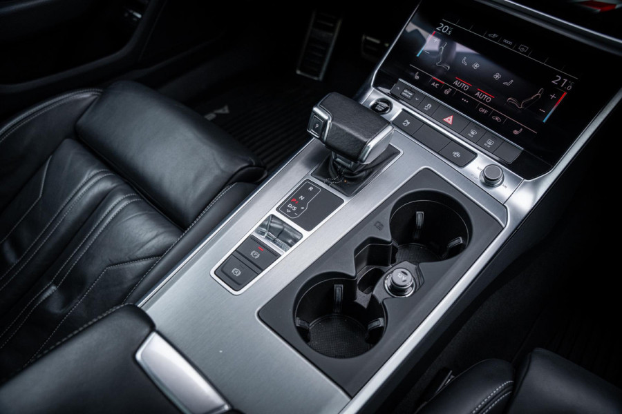 Audi A6 Avant 55 TFSI E quattro Competition S-line | Panoramadak | Stuur + stoelverwarming | Memory Seats | Leder | Appconnect |