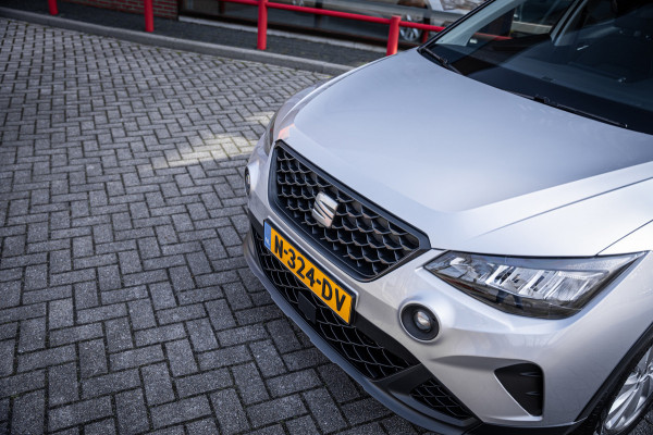 Seat Arona 1.0 TSI Style | Camera | App-connect | Parkeerhulp | Cruise control | LED | DAB+ |