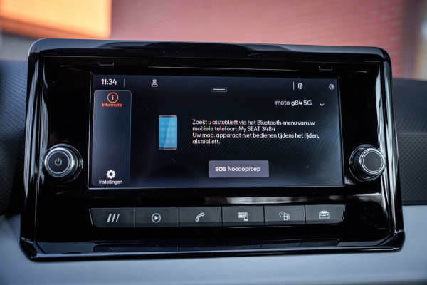 Seat Arona 1.0 TSI Style | Camera | App-connect | Parkeerhulp | Cruise control | LED | DAB+ |