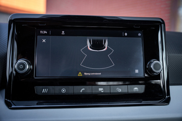 Seat Arona 1.0 TSI Style | Camera | App-connect | Parkeerhulp | Cruise control | LED | DAB+ |