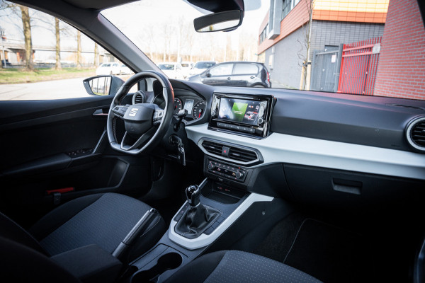 Seat Arona 1.0 TSI Style | Camera | App-connect | Parkeerhulp | Cruise control | LED | DAB+ |