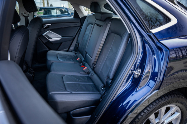 Audi Q3 Sportback 45 TFSIe Advanced Edition | Navigatie | PDC | 20" lmv | LED | Camera | Cruise