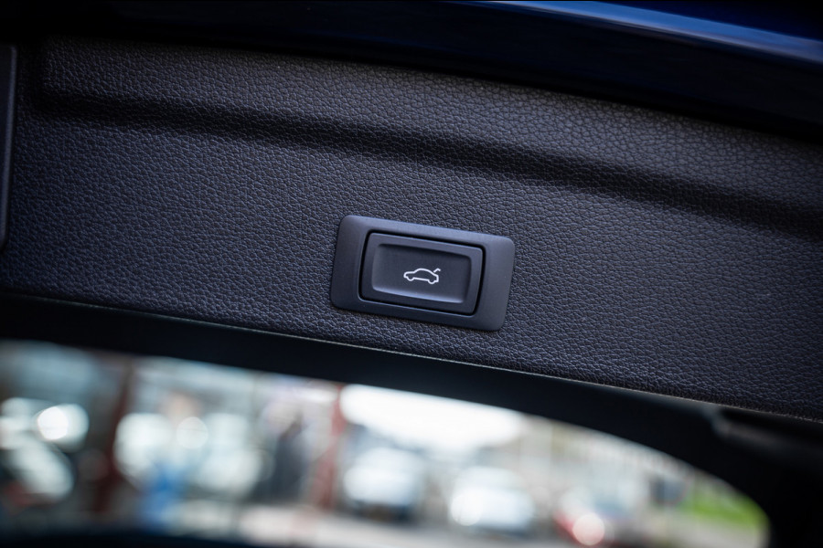 Audi Q3 Sportback 45 TFSIe Advanced Edition | Navigatie | PDC | 20" lmv | LED | Camera | Cruise