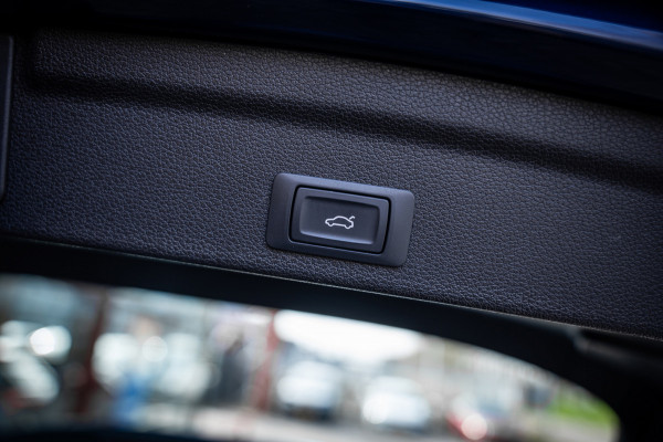 Audi Q3 Sportback 45 TFSIe Advanced Edition | Navigatie | PDC | 20" lmv | LED | Camera | Cruise
