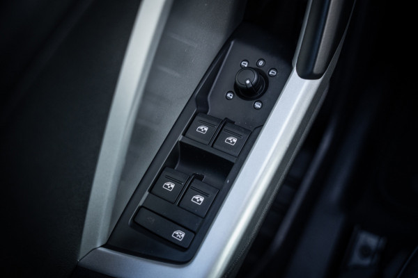 Audi Q3 Sportback 45 TFSIe Advanced Edition | Navigatie | PDC | 20" lmv | LED | Camera | Cruise