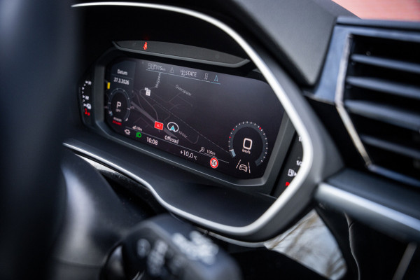 Audi Q3 Sportback 45 TFSIe Advanced Edition | Navigatie | PDC | 20" lmv | LED | Camera | Cruise