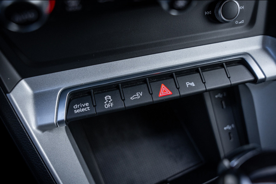 Audi Q3 Sportback 45 TFSIe Advanced Edition | Navigatie | PDC | 20" lmv | LED | Camera | Cruise