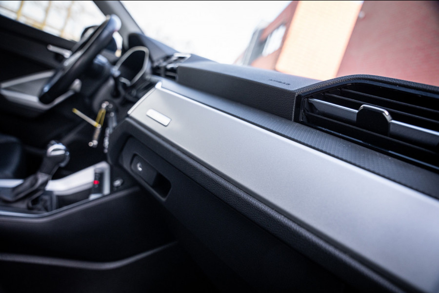Audi Q3 Sportback 45 TFSIe Advanced Edition | Navigatie | PDC | 20" lmv | LED | Camera | Cruise