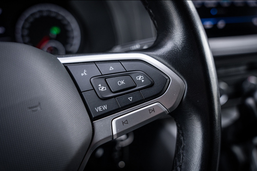 Volkswagen Transporter 2.0 TDI 150pk | L2 | Automaat | Stoelverwarming | Navigatie | Adaptieve cruise control |Carplay |
