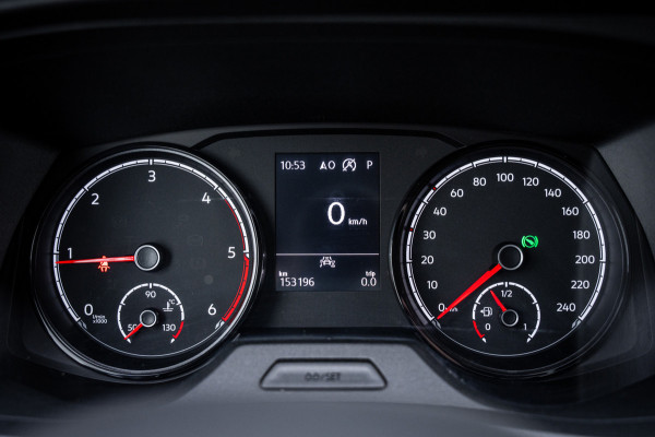 Volkswagen Transporter 2.0 TDI 150pk | L2 | Automaat | Stoelverwarming | Navigatie | Adaptieve cruise control |Carplay |