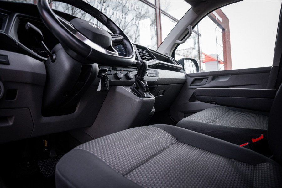 Volkswagen Transporter 2.0 TDI 150pk | L2 | Automaat | Stoelverwarming | Navigatie | Adaptieve cruise control |Carplay |
