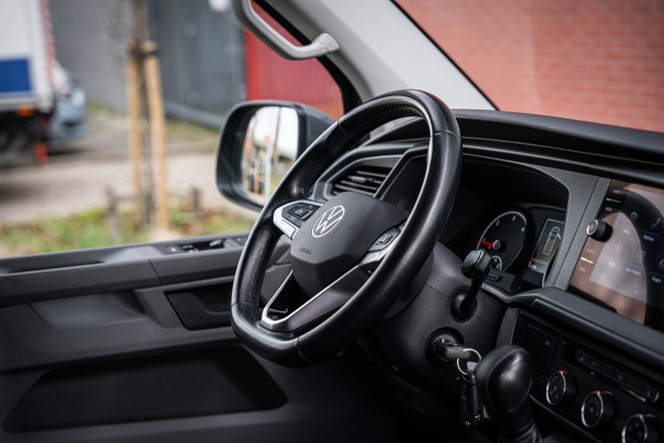 Volkswagen Transporter 2.0 TDI 150pk | L2 | Automaat | Stoelverwarming | Navigatie | Adaptieve cruise control |Carplay |