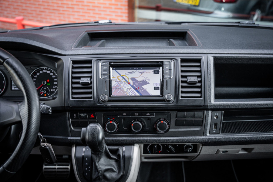 Volkswagen Transporter Kombi 2.0 TDI 150pk DSG aut. | 9 persoons | CarPlay | Cruise Control | Standkachel | Trekhaak | Navi |