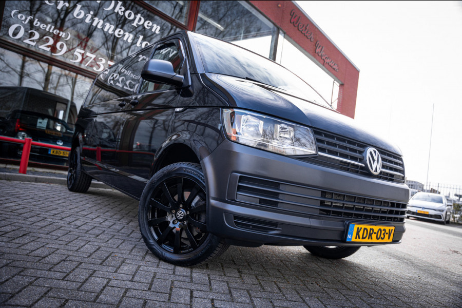 Volkswagen Transporter Kombi 2.0 TDI 150pk DSG aut. | 9 persoons | CarPlay | Cruise Control | Standkachel | Trekhaak | Navi |