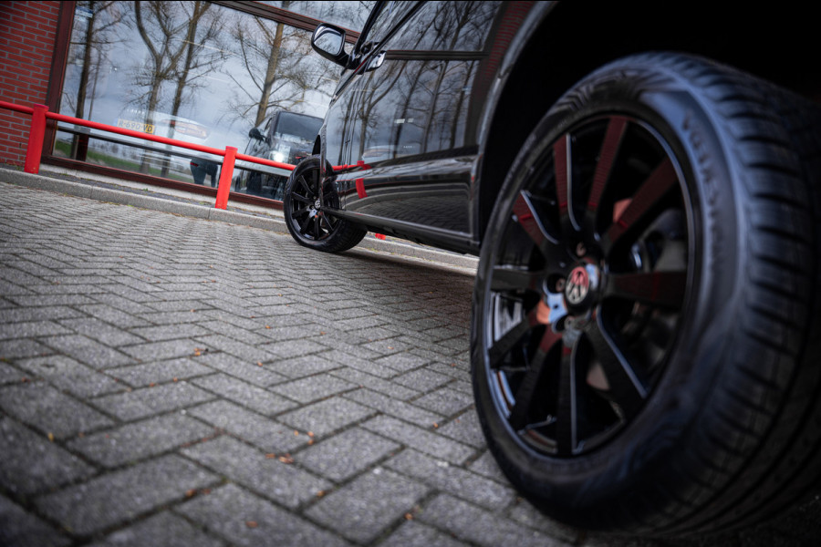 Volkswagen Transporter Kombi 2.0 TDI 150pk DSG aut. | 9 persoons | CarPlay | Cruise Control | Standkachel | Trekhaak | Navi |