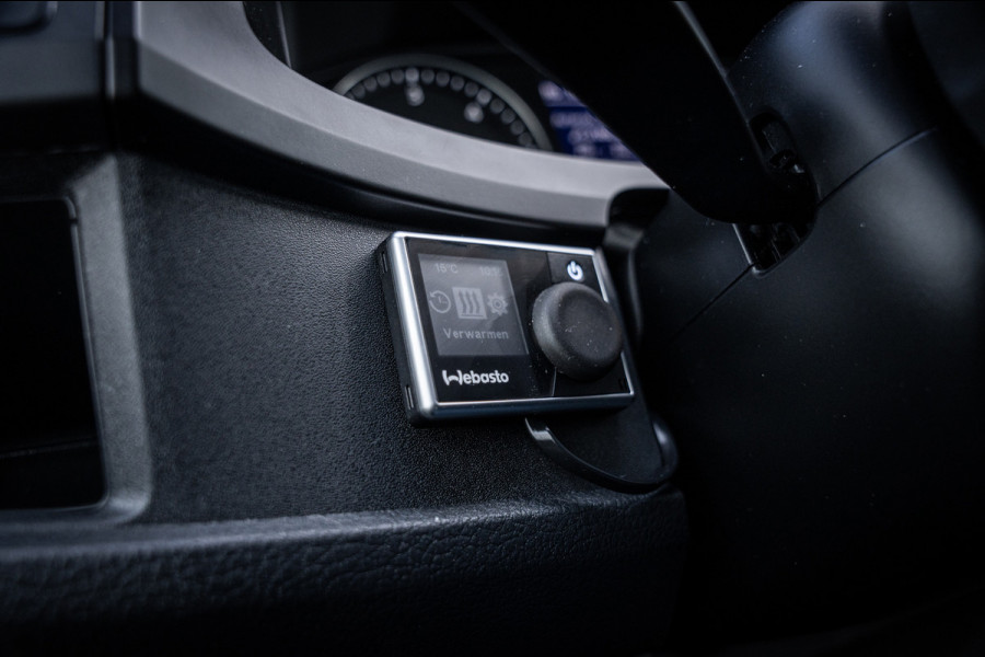 Volkswagen Transporter Kombi 2.0 TDI 150pk DSG aut. | 9 persoons | CarPlay | Cruise Control | Standkachel | Trekhaak | Navi |