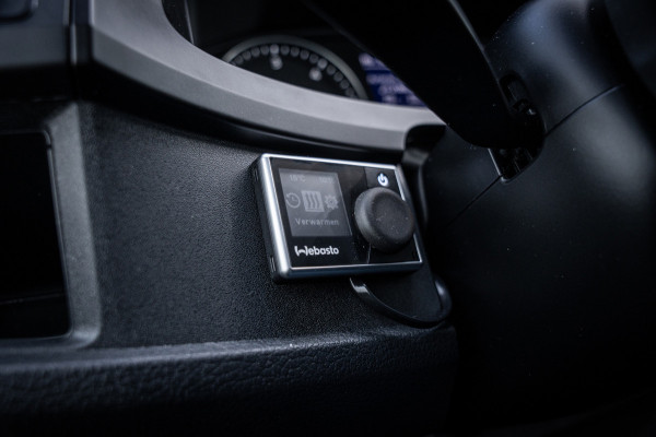 Volkswagen Transporter Kombi 2.0 TDI 150pk DSG aut. | 9 persoons | CarPlay | Cruise Control | Standkachel | Trekhaak | Navi |