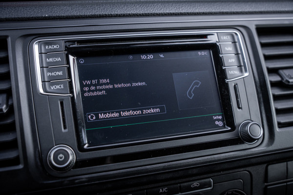 Volkswagen Transporter Kombi 2.0 TDI 150pk DSG aut. | 9 persoons | CarPlay | Cruise Control | Standkachel | Trekhaak | Navi |