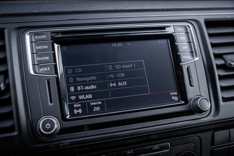 Volkswagen Transporter Kombi 2.0 TDI 150pk DSG aut. | 9 persoons | CarPlay | Cruise Control | Standkachel | Trekhaak | Navi |