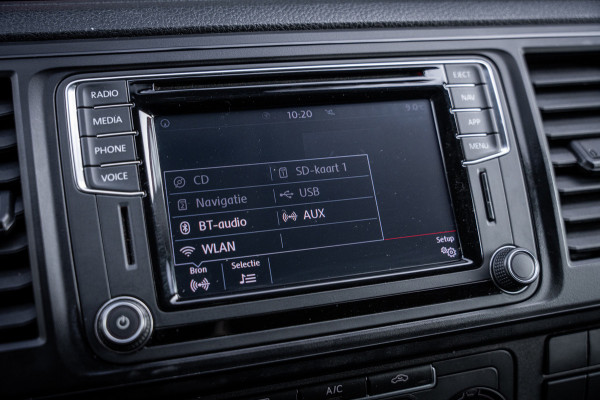 Volkswagen Transporter Kombi 2.0 TDI 150pk DSG aut. | 9 persoons | CarPlay | Cruise Control | Standkachel | Trekhaak | Navi |