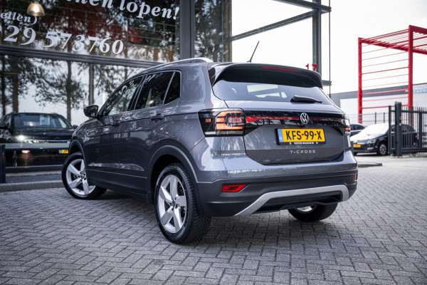 Volkswagen T-Cross 1.5 TSI Style Automaat 150pk | Virtual cockpit | Led | Trekhaak | Adapt. Cruise | Stoelverwarming | Keyless |