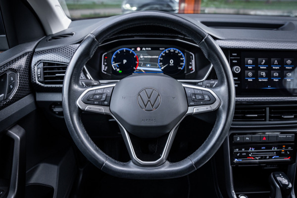 Volkswagen T-Cross 1.5 TSI Style Automaat 150pk | Virtual cockpit | Led | Trekhaak | Adapt. Cruise | Stoelverwarming | Keyless |