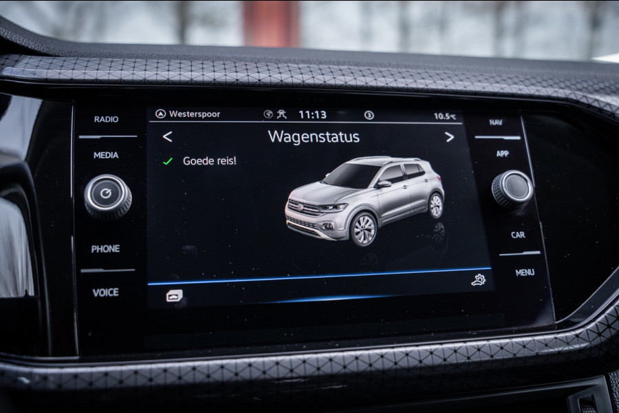 Volkswagen T-Cross 1.5 TSI Style Automaat 150pk | Virtual cockpit | Led | Trekhaak | Adapt. Cruise | Stoelverwarming | Keyless |