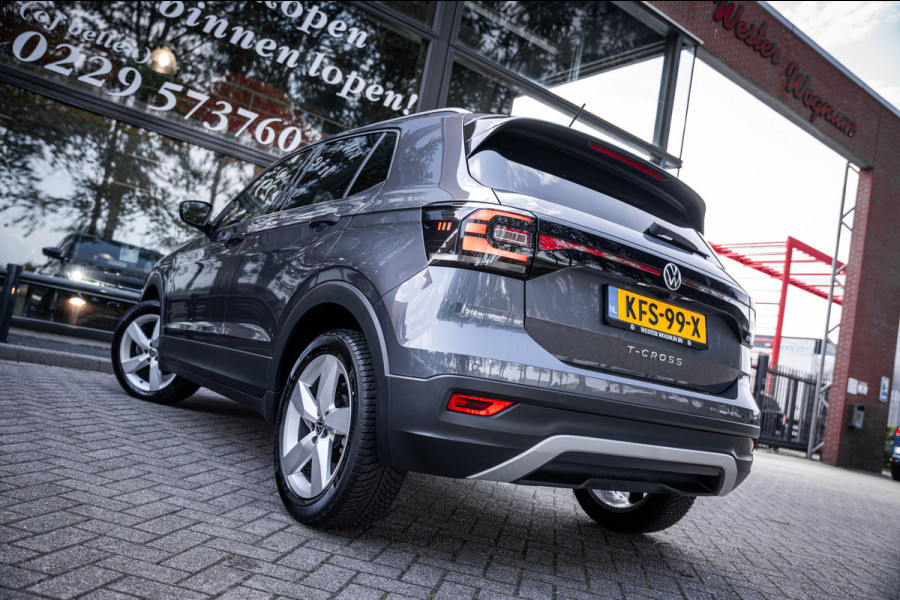 Volkswagen T-Cross 1.5 TSI Style Automaat 150pk | Virtual cockpit | Led | Trekhaak | Adapt. Cruise | Stoelverwarming | Keyless |