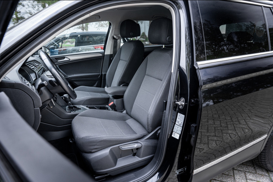 Volkswagen Tiguan Allspace 1.5 TSI Comfortline Business | 7 persoons | Trekhaak | Elektrische achterklep | Navigatie | Carplay |