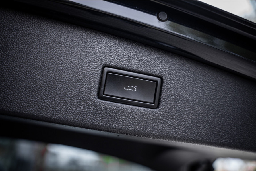 Volkswagen Tiguan Allspace 1.5 TSI Comfortline Business | 7 persoons | Trekhaak | Elektrische achterklep | Navigatie | Carplay |