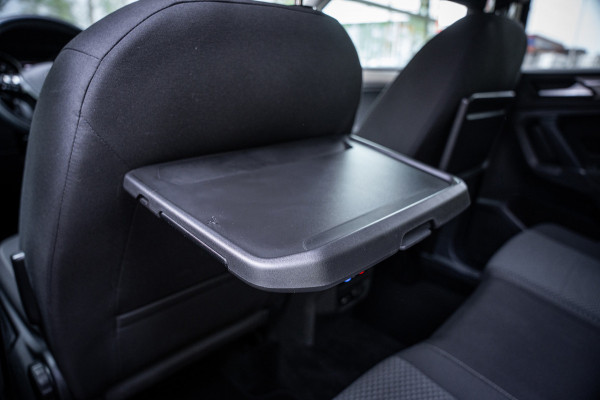 Volkswagen Tiguan Allspace 1.5 TSI Comfortline Business | 7 persoons | Trekhaak | Elektrische achterklep | Navigatie | Carplay |