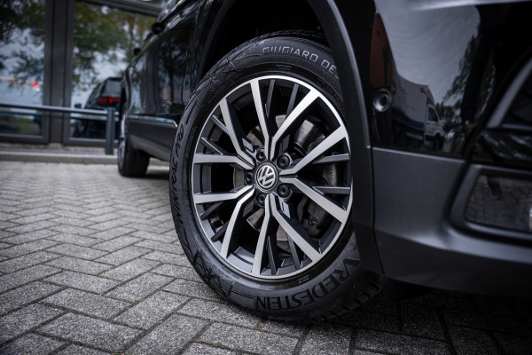 Volkswagen Tiguan Allspace 1.5 TSI Comfortline Business | 7 persoons | Trekhaak | Elektrische achterklep | Navigatie | Carplay |
