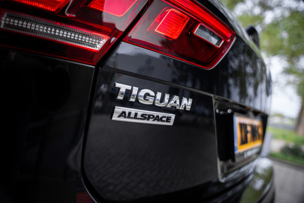 Volkswagen Tiguan Allspace 1.5 TSI Comfortline Business | 7 persoons | Trekhaak | Elektrische achterklep | Navigatie | Carplay |
