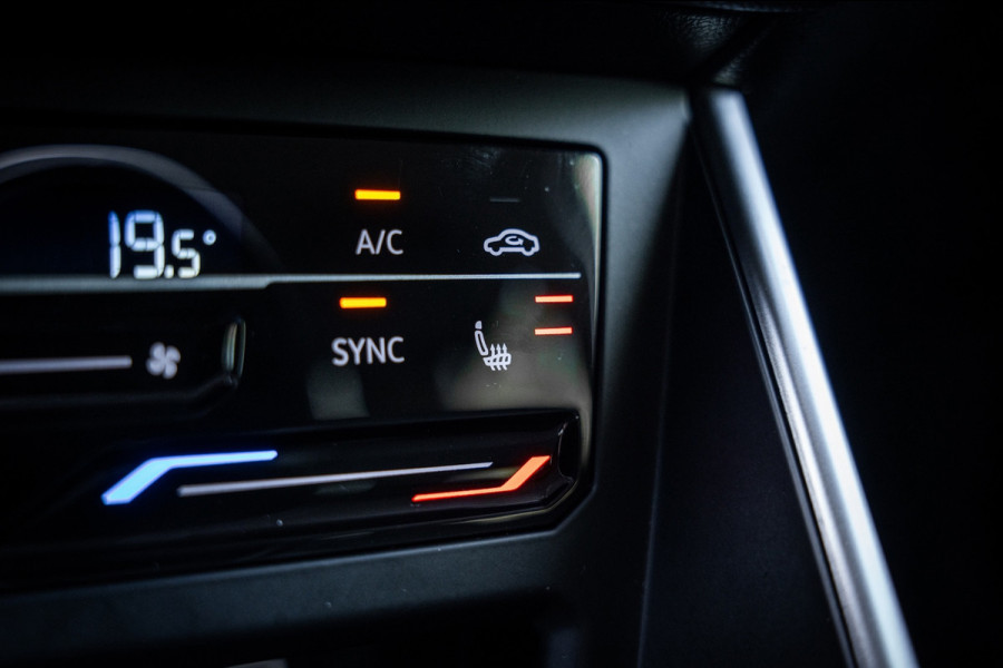 Volkswagen Polo 1.0 TSI 110pk Business | Beats | Keyless | Trekhaak | Led koplampen| Cruise control | Camera | Parkeerhulp |
