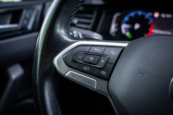 Volkswagen Polo 1.0 TSI 110pk Business | Beats | Keyless | Trekhaak | Led koplampen| Cruise control | Camera | Parkeerhulp |