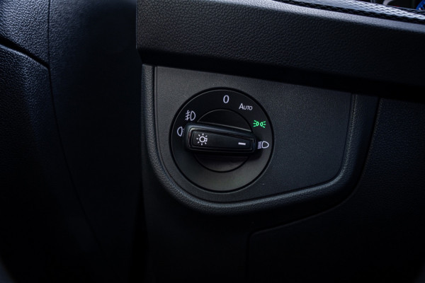 Volkswagen Polo 1.0 TSI 110pk Business | Beats | Keyless | Trekhaak | Led koplampen| Cruise control | Camera | Parkeerhulp |